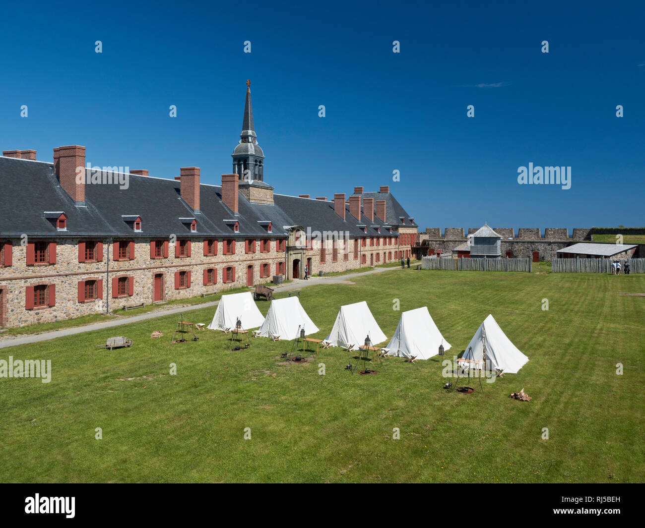 La forteresse de Louisbourg, tentes de tourisme, Cap Breton, Canada, Banque D'Images