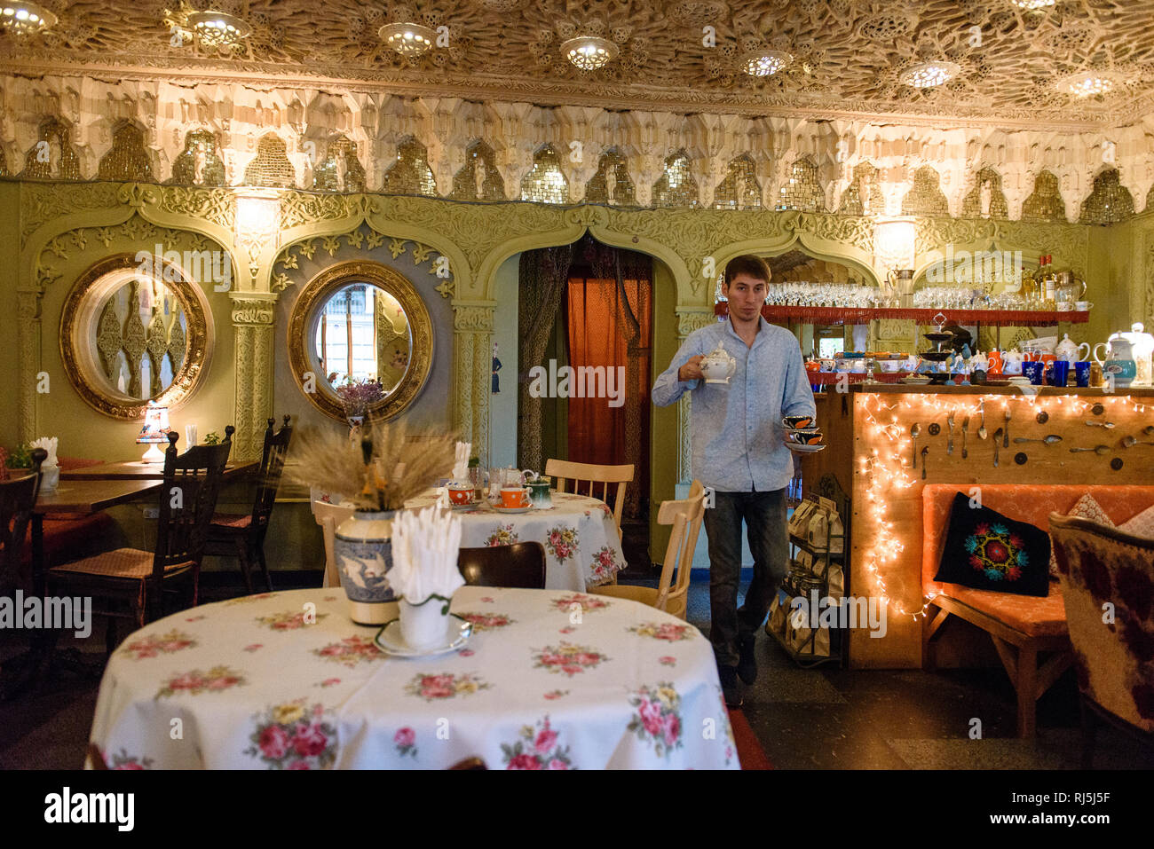 Orientalisches Cafe à Tiflis, der Hauptstadt von Georgien Banque D'Images