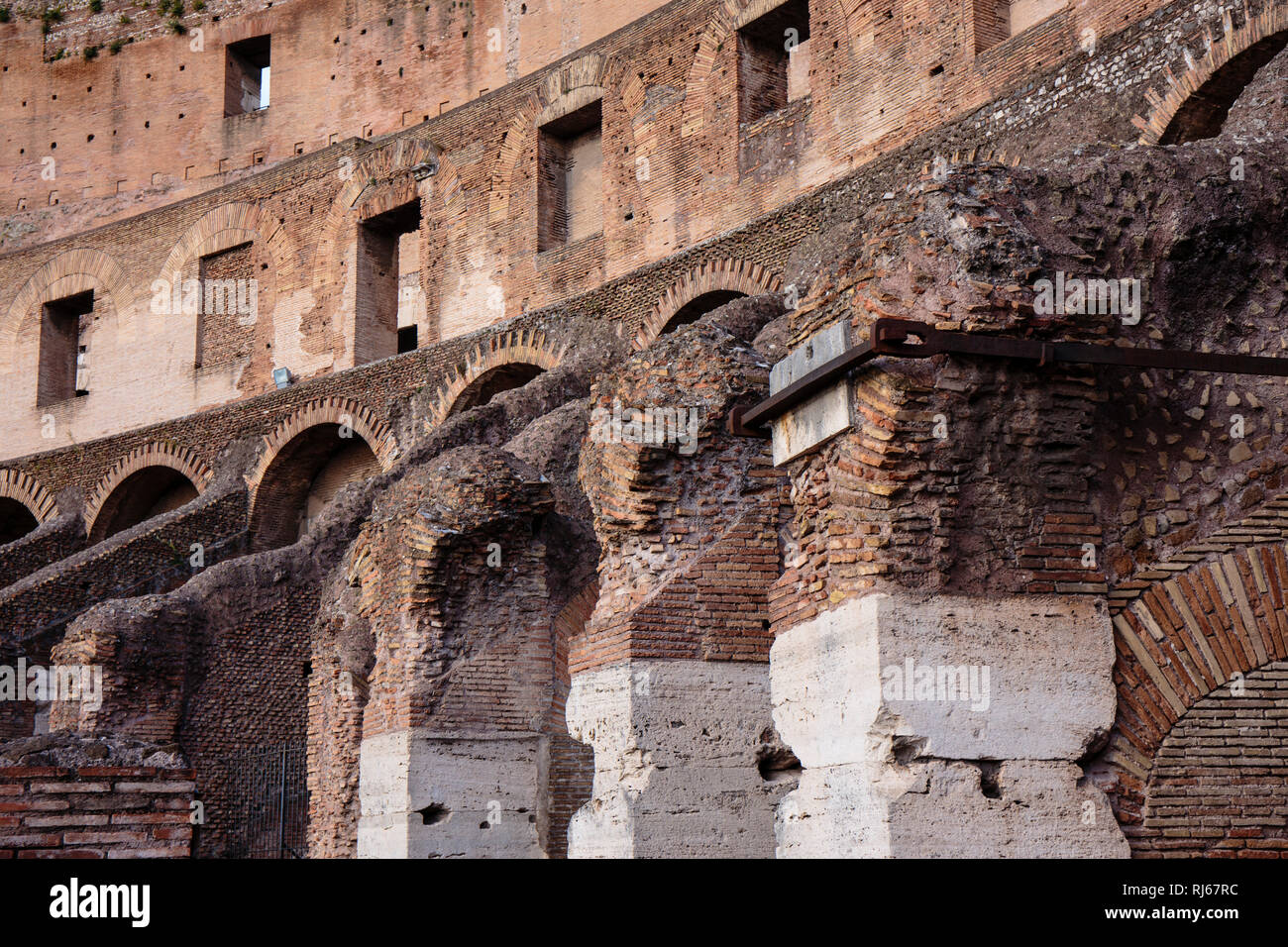 Europa, Italie, Latium, Rom, Architekturdetail im Kolosseum Banque D'Images