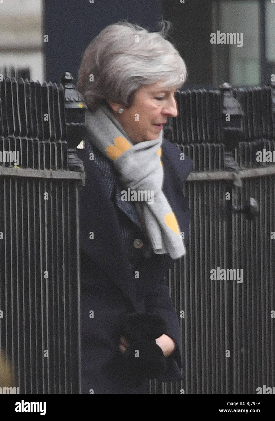 Premier ministre Theresa peut quitter Downing Street à voyager à l'Irlande du Nord pour faire un discours où elle insistera pour qu'elle puisse obtenir une majorité d'un Brexit communes qui traitent les commandes 'large soutien' dans la province. Banque D'Images