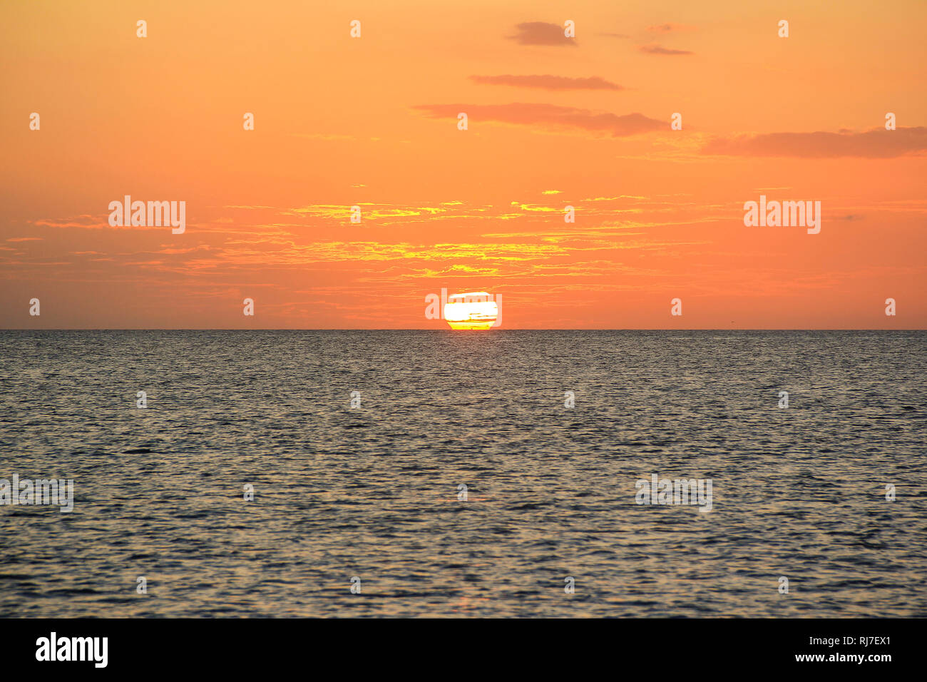 Große Antillen, Karibik Dominikanische Republik, Bayahibe, Sonnenuntergang, über dem Meer karibischen Banque D'Images