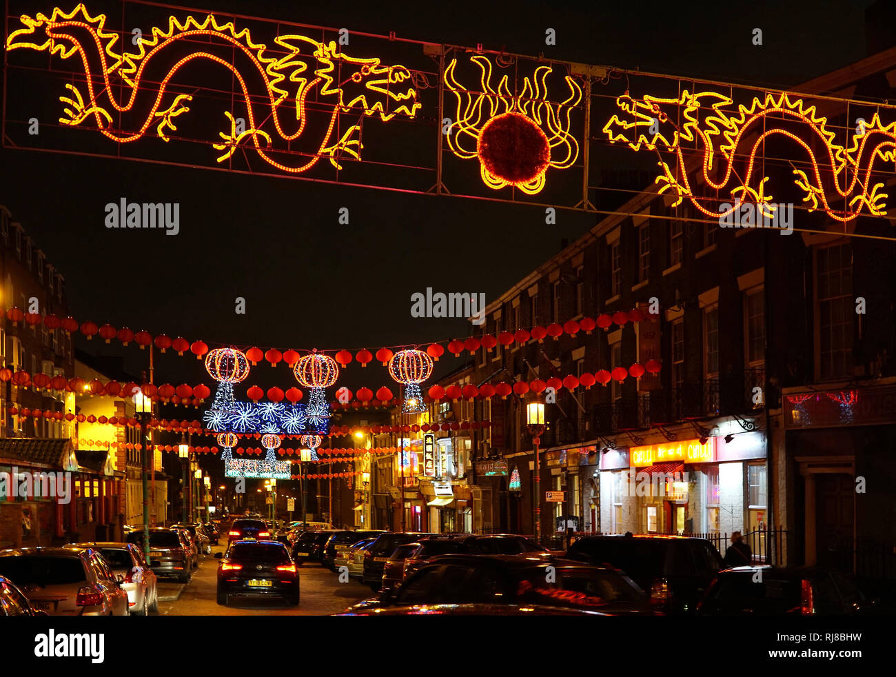 Liverpool, Royaume-Uni. 5 Février, 2019. Lanternes chinoises et feux colorés Nelson Street dans le quartier chinois de Liverpool pour le Nouvel An chinois. Credit : Pak Hung Chan/Alamy Live News Banque D'Images