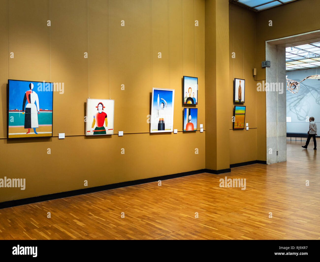 третьяковская галерея малевич. картины малевича в третьяковской галерее. авангард в третьяковке. русский авангард в третьяковской галерее. новая третьяковка выставка искусство 20 века.