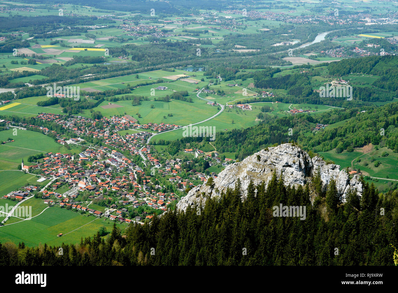 Deutschland, Bayern, Oberbayern, Blick von der Wasserwand, 1367m, auf Nußdorf am Inn Banque D'Images