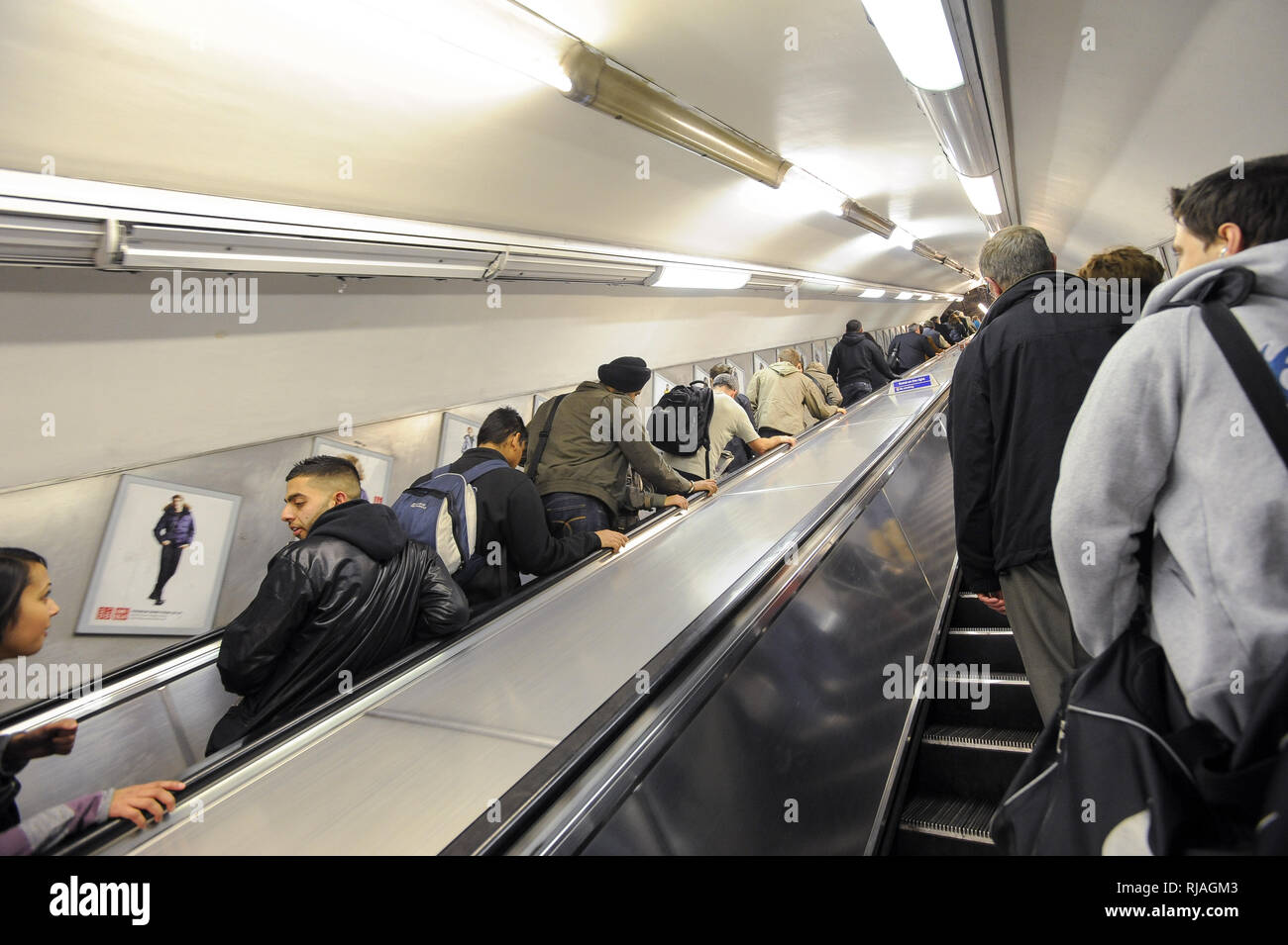 La station de métro de Londres à Londres, Angleterre, Royaume-Uni. 27 octobre 2008 © Wojciech Strozyk / Alamy Stock Photo Banque D'Images