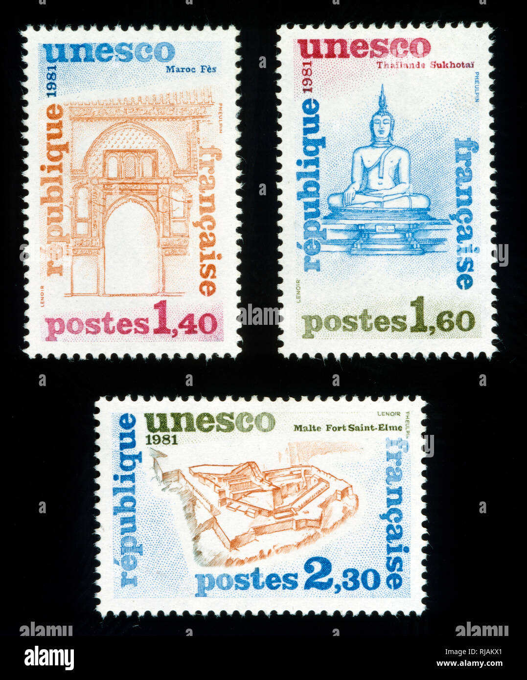 Timbres-poste français célébrant l'Unesco a classé les sites du patrimoine mondial au Maroc, en Thaïlande et Saint-Elme. 1981 Banque D'Images