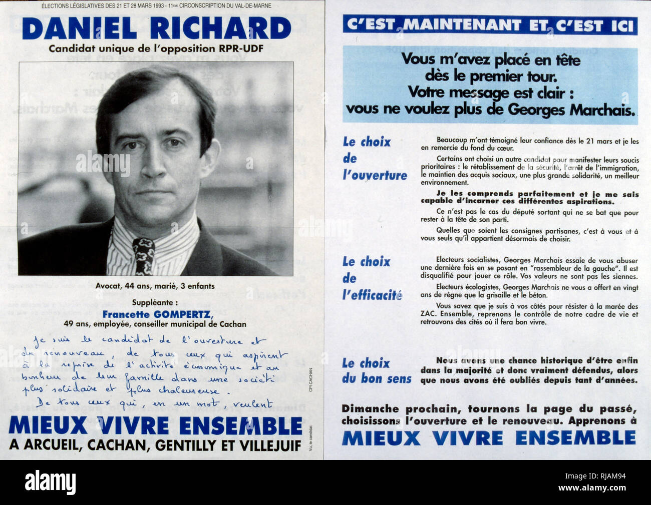 Affiche électorale pour Daniel Richard French candidat politique pour l'Assemblée nationale pour le parti UDF 1993. L'Union pour la démocratie française (French : Union pour la démocratie française, UDF) est un parti politique de centre droit en France. Elle a été fondée en 1978 comme une alliance électorale pour soutenir le président Valéry Giscard d'Estaing afin de contrebalancer la prépondérance sur gaulliste la droite politique en France Banque D'Images