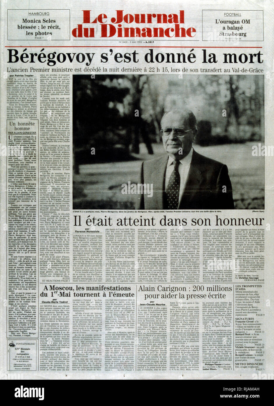 Première page du journal français "Le journal du dimanche" après le suicide de Pierre BEREGOVOY, mai 1993. Eugène Pierre BEREGOVOY (1925 - 1 mai 1993) était un homme politique français qui a servi comme Premier Ministre de la France sous le président François Mitterrand, du 2 avril 1992 au 29 mars 1993. Banque D'Images