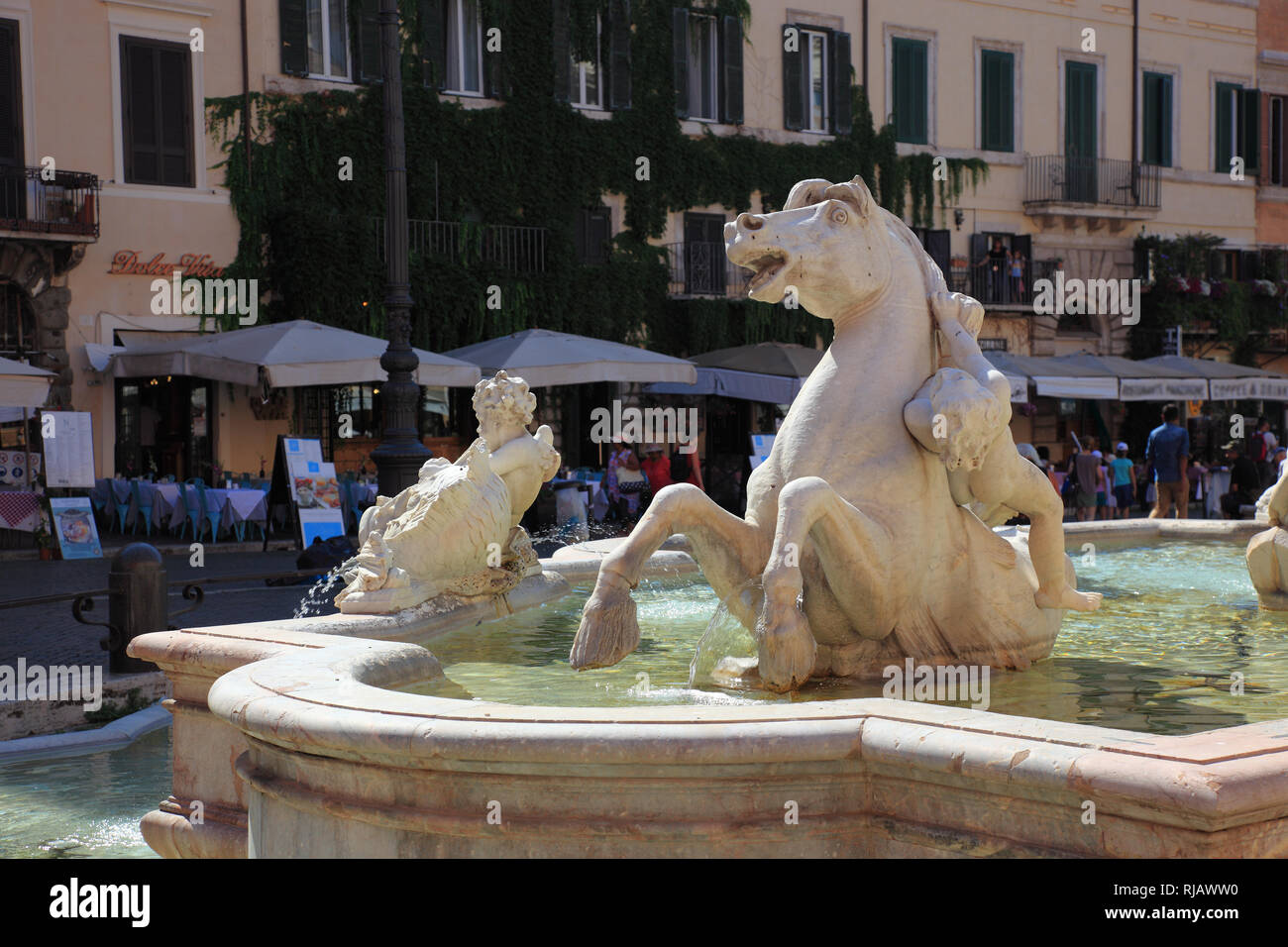 Détail de la fontaine de Neptune, Fontana del Nettuno, Piazza Navona, district Parione, Rome, Italie Banque D'Images