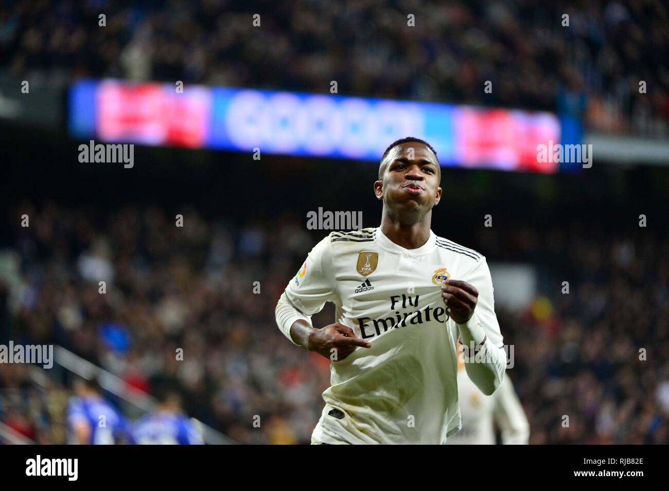 Vinicius Jr. célébration objectif. Buts de Benzema, Vinicius Jr. et Mariano donne la victoire à Madrid 3-0 contre Alavés en avant de la cuvette Clásico. Fe Banque D'Images