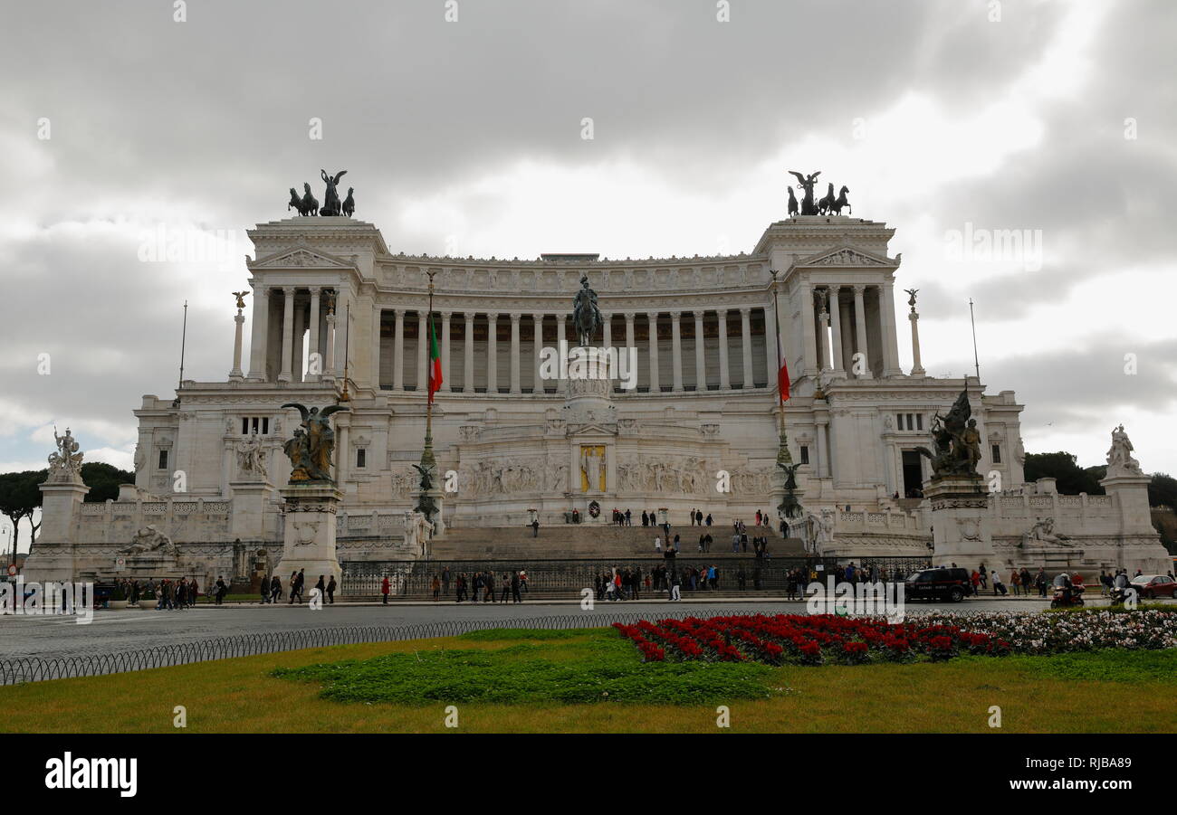 Autel de la patrie, Rome / ITALIE - Vue de Victor Emmanuel II National Monument un jour nuageux. Banque D'Images