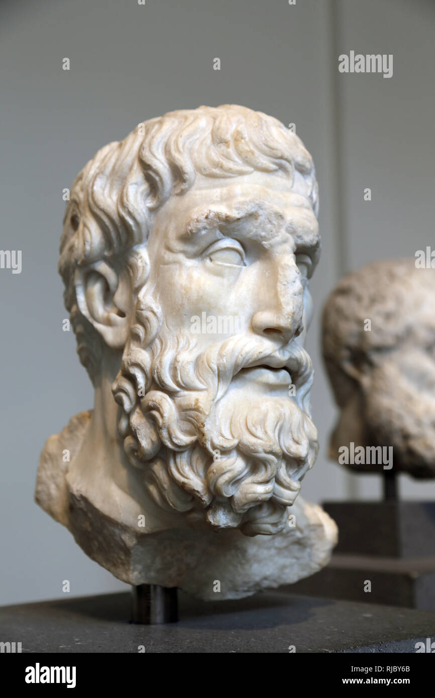 En tête du philosophe grec Épicure (341-270 av. J.-C.). Copie romaine. Époque Impériale, 2e siècle AD. L'a rencontré. Ny, USA. Banque D'Images