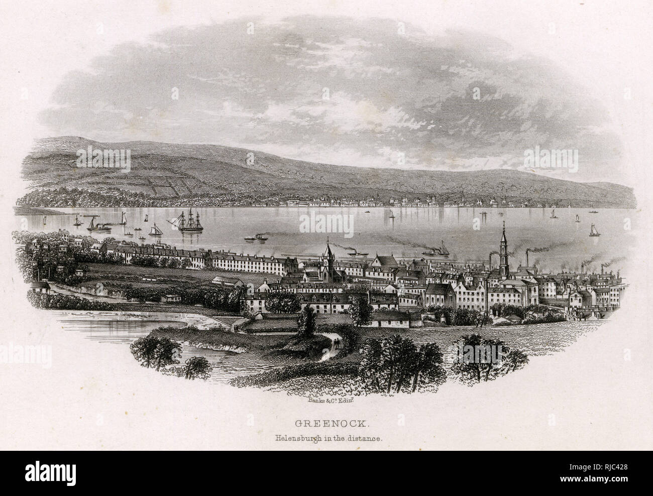 Greenock est une ville et le centre administratif dans le domaine du conseil de Inverclyde en Ecosse et un ancien burgh dans le comté historique de Renfrewshire, situé dans l'ouest central Lowlands d'Écosse. Helensburgh peut être vu dans la distance. Banque D'Images