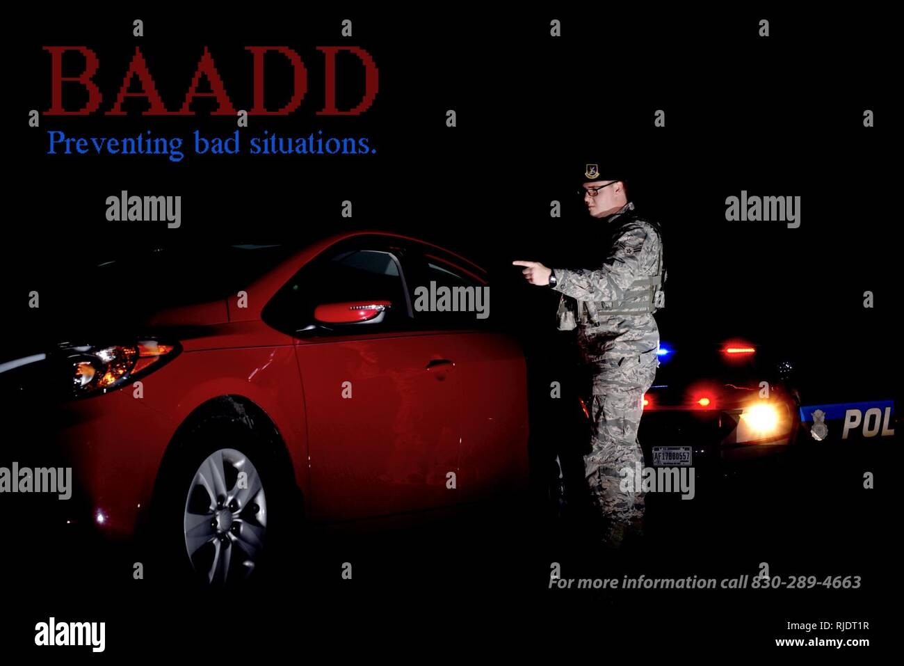 Les aviateurs de la Base contre l'alcool au volant (BAADD) est une option pour ceux dont les plans ont échoué après une soirée au bar quand ils n'ont personne d'autre à appeler à Laughlin Air Force Base, Texas. Dans les paroles de Jacob, Senior Airman Détroit 47e Escadron d'appui aux opérations de vol de l'équipage et de technicien d'équipement BAADD vice-président, parfois, même les meilleurs plans pour rentrer à la maison après une nuit dehors peuvent tomber par BAADD et est toujours là pour assurer la Laughlin famille revient à la maison en toute sécurité. Banque D'Images