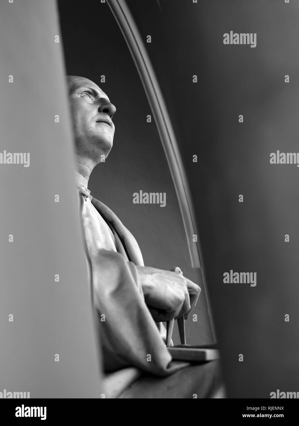 Statue de Filippo Brunelleschi à jusqu'à la cathédrale de la cathédrale de Florence Banque D'Images