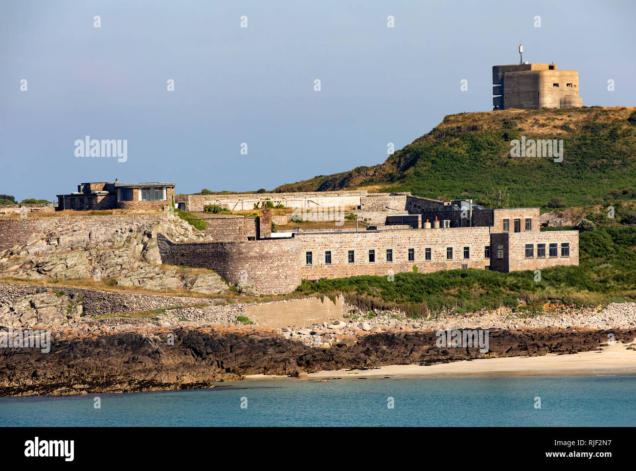 Fort Corblets allemand et la direction d'incendie post sur Alderney, Channel Islands. Banque D'Images