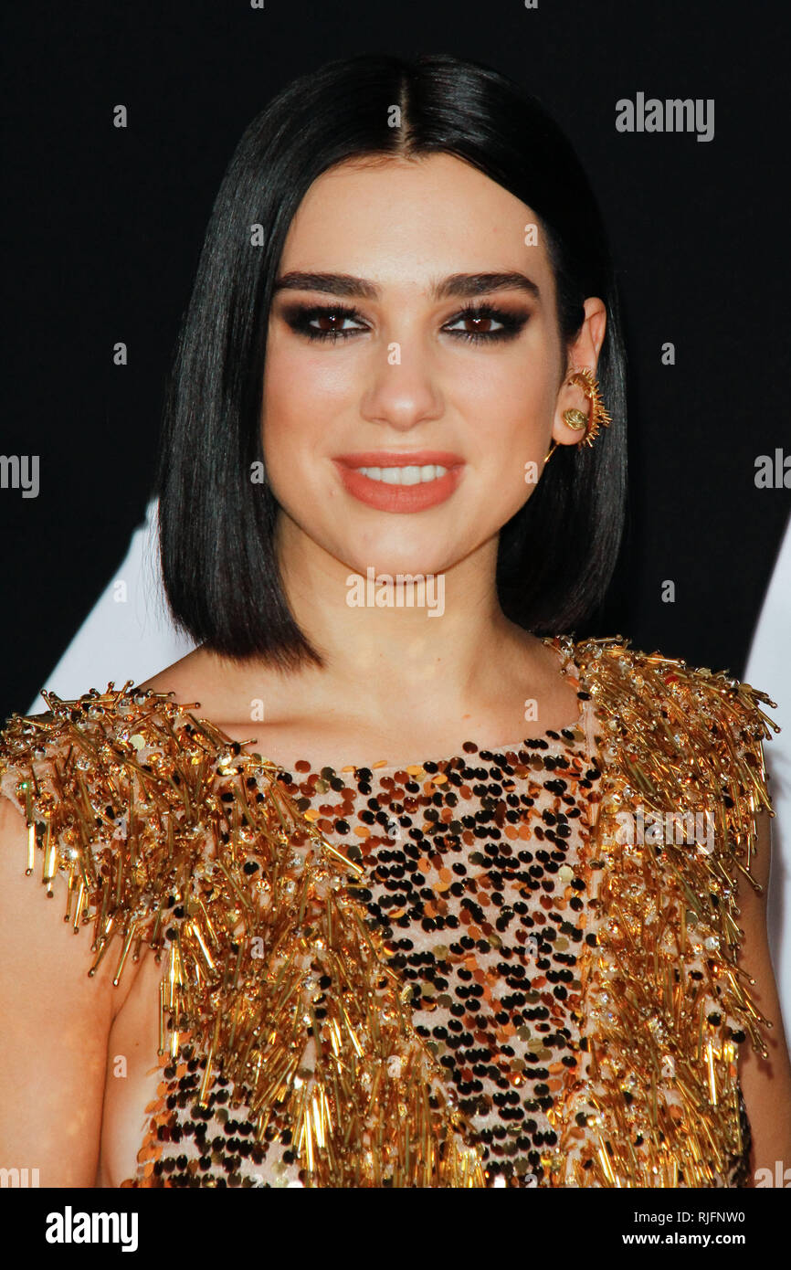 Los Angeles, USA. 05 févr., 2019. Dua Lipa à 20th Century Fox's 'Alita Battle Angel' : Premiere tenue au Regency Village Theatre de Westwood, CA, le 5 février 2019. Crédit photo : Joseph Martinez/PictureLux PictureLux Crédit : Le Hollywood/Archive/Alamy Live News Banque D'Images