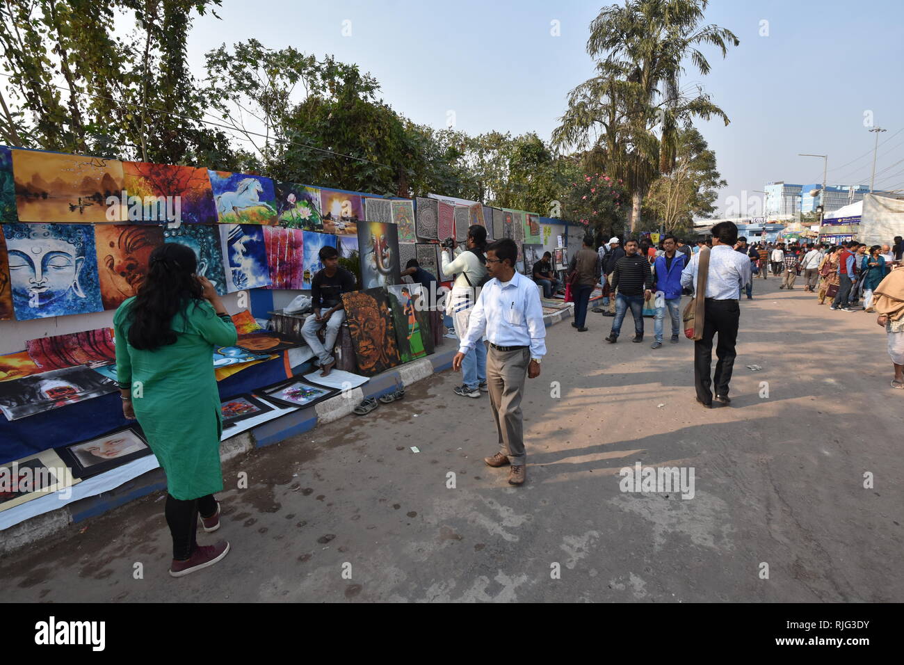 Kolkata, Inde. 6 Février, 2019. Septième jour de douze jours Durée 43e Foire du livre de Calcutta International 2019 au parc Central, Salt Lake City, organisé par les éditeurs et libraires Guild. Credit : Biswarup Ganguly/Alamy Live News Banque D'Images