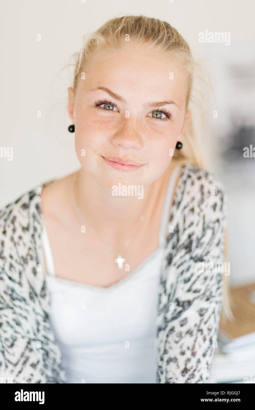 Portrait of teenage girl Banque D'Images