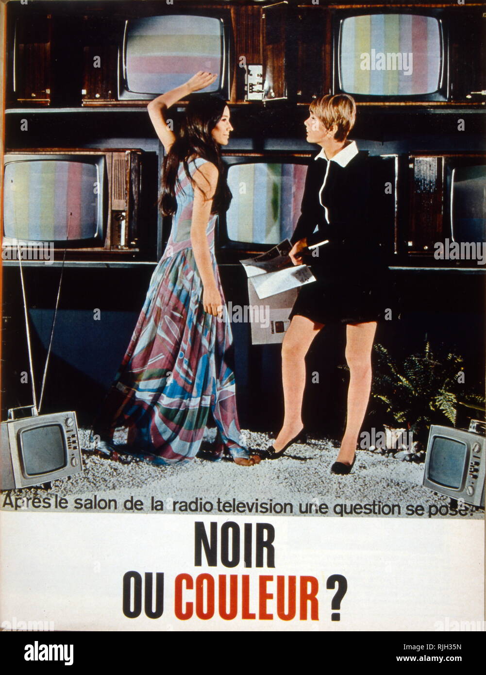 Le magazine français annonce pour téléviseurs couleur. 1967 Banque D'Images