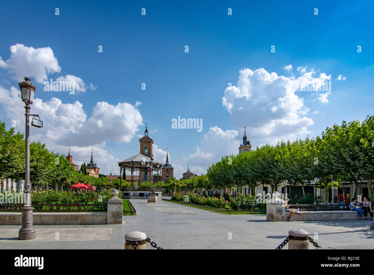 Alcala de Henares, Espagne - août , 2018 : Célèbre Cervante's square dans le centre historique de Alcala de Henares Banque D'Images