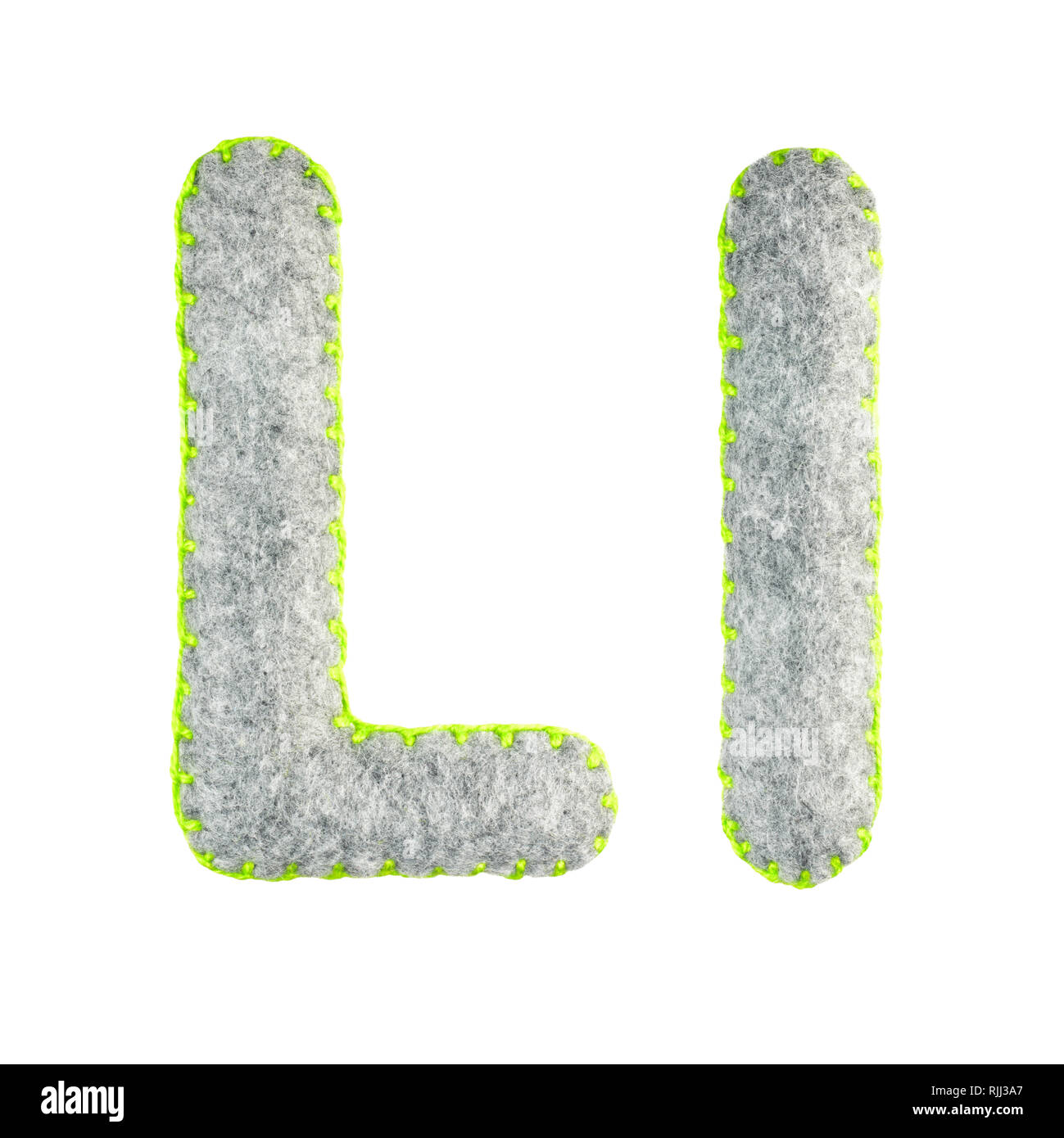 La lettre L de l'alphabet latin isolé sur un fond blanc. La principale et la lettre de l'alphabet de feutre gris. Soft font avec bord arrondi Banque D'Images