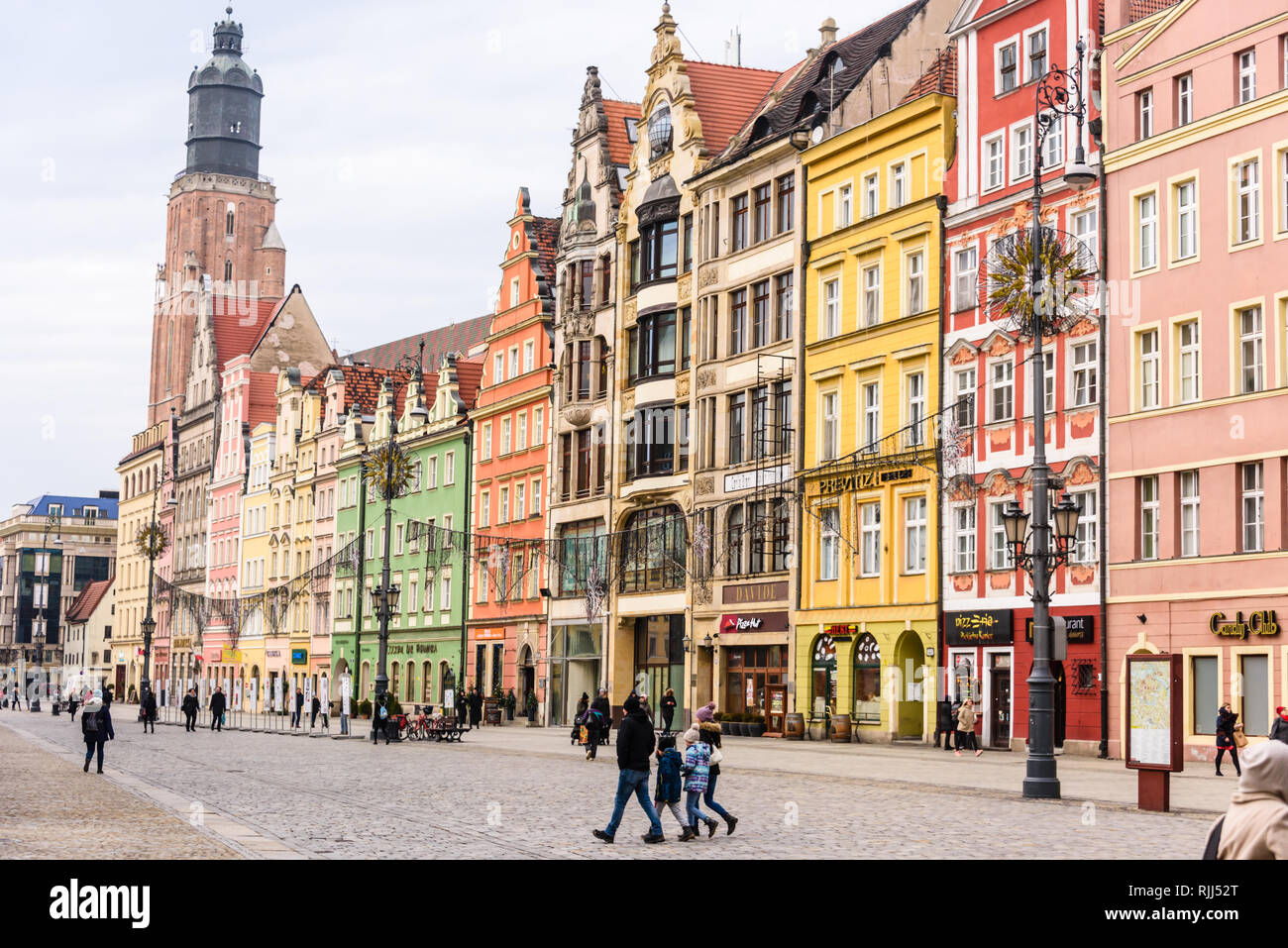 Bâtiments colorés dans la ville place de la ville, Rynek, Wroclaw, Wroclaw, Wroklaw, Pologne Banque D'Images