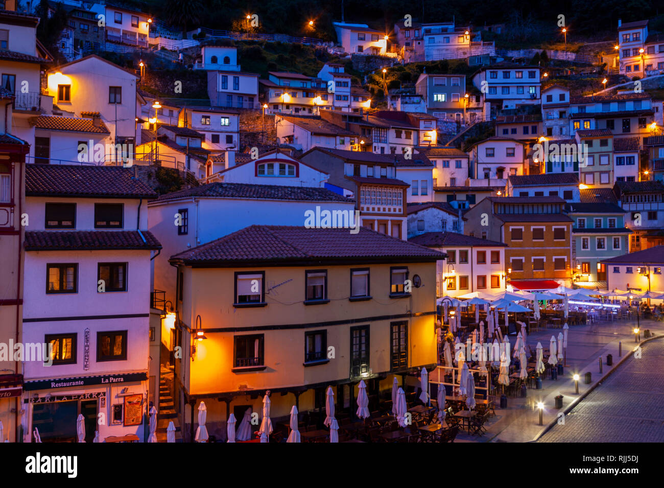 Cudillero village. Les Asturies, dans le nord de l'Espagne. Banque D'Images