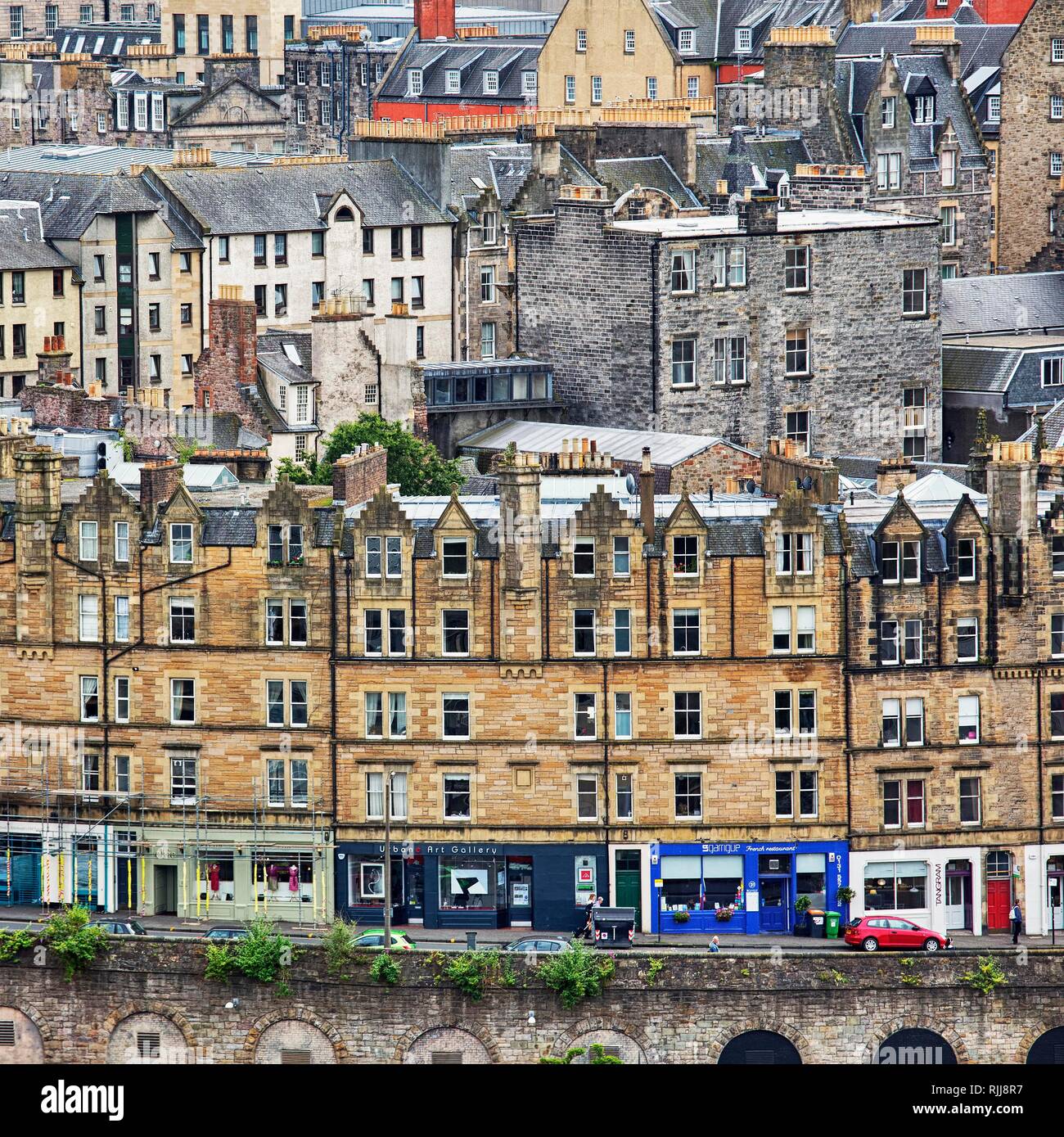 Vue depuis Calton Hill sur maisons de la vieille ville, devant Jeffrey Street, Edinburgh, Lothian, Ecosse, Royaume-Uni Banque D'Images