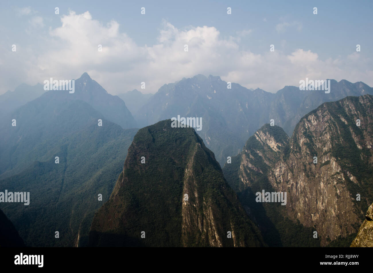 Andes vus de Machu Picchu Banque D'Images