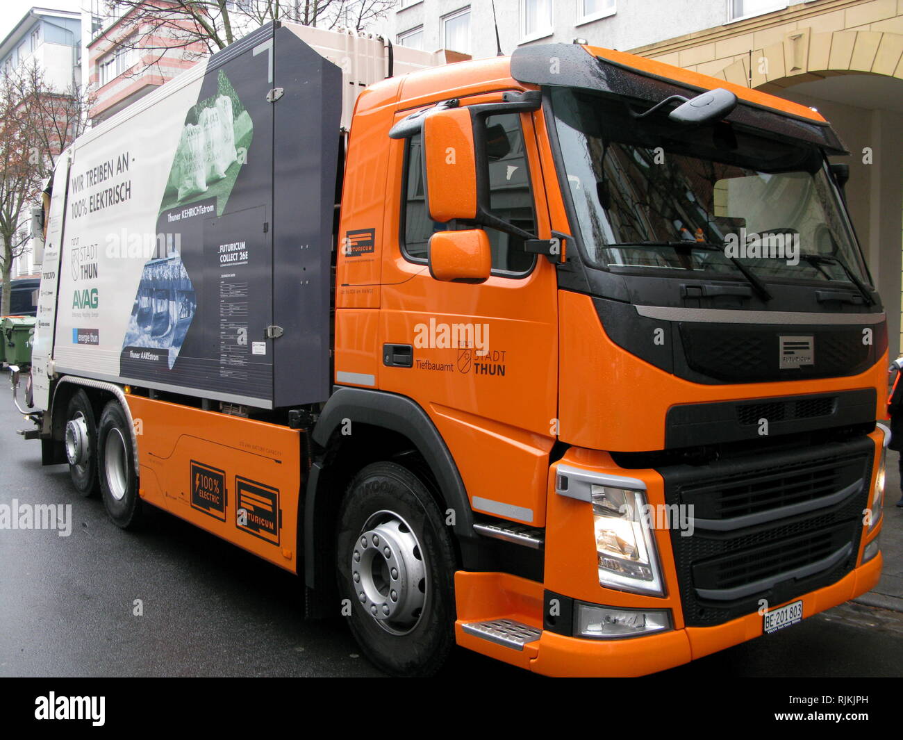 07 février 2019, Rhénanie-Palatinat, Mayence : un camion entièrement électrique appelé 'Futuricum Rassembler 26E' à partir de la Suisse est sur une collection de papier de première tournée à travers Mainzer Neustadt. (Dpa 'calme et relativement coûteux - tests de Mayence e-déchets' à partir de 07.02.2109) Photo : Christian Schultz/dpa Banque D'Images