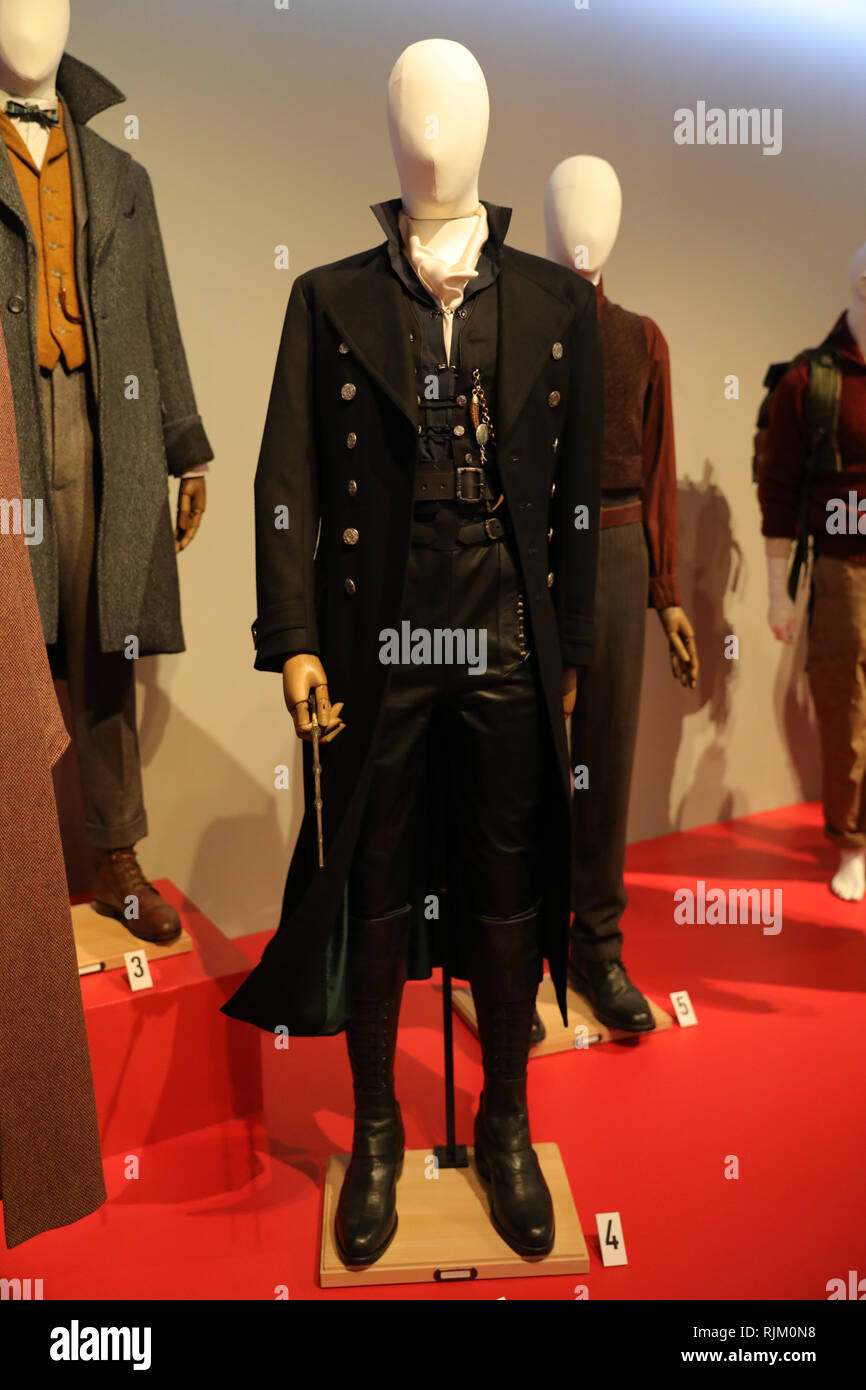 Los Angeles, CA / USA - 2/5/2019 : Costumes de 2019 films nommés aux Oscars, sur l'affichage à l'Institut de la mode/FIDM Design & Merchandising museum. Banque D'Images