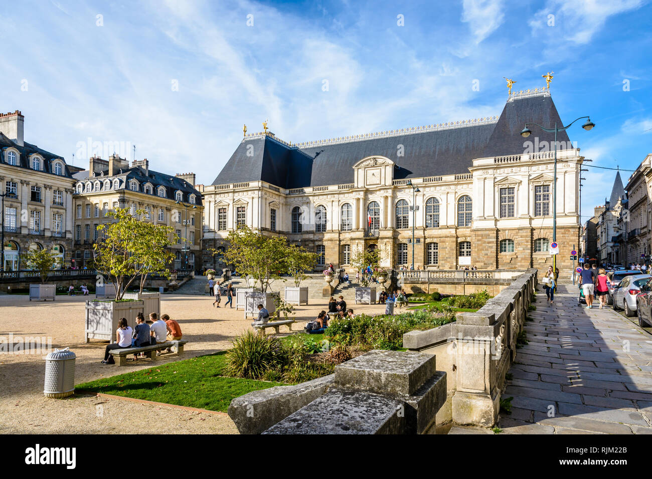 Rennes, France - 13 octobre 2018 : façade du palais du Parlement de Bretagne, qui abrite la cour d'appel de Rennes, par une journée ensoleillée sous Banque D'Images