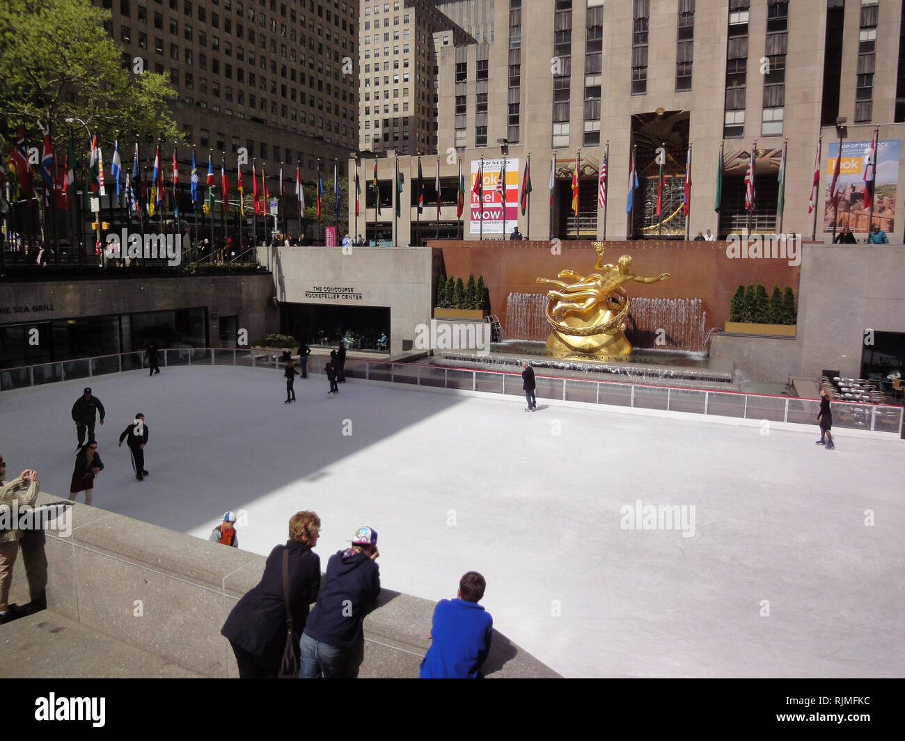 45 rockefeller plaza Banque de photographies et d’images à haute ...