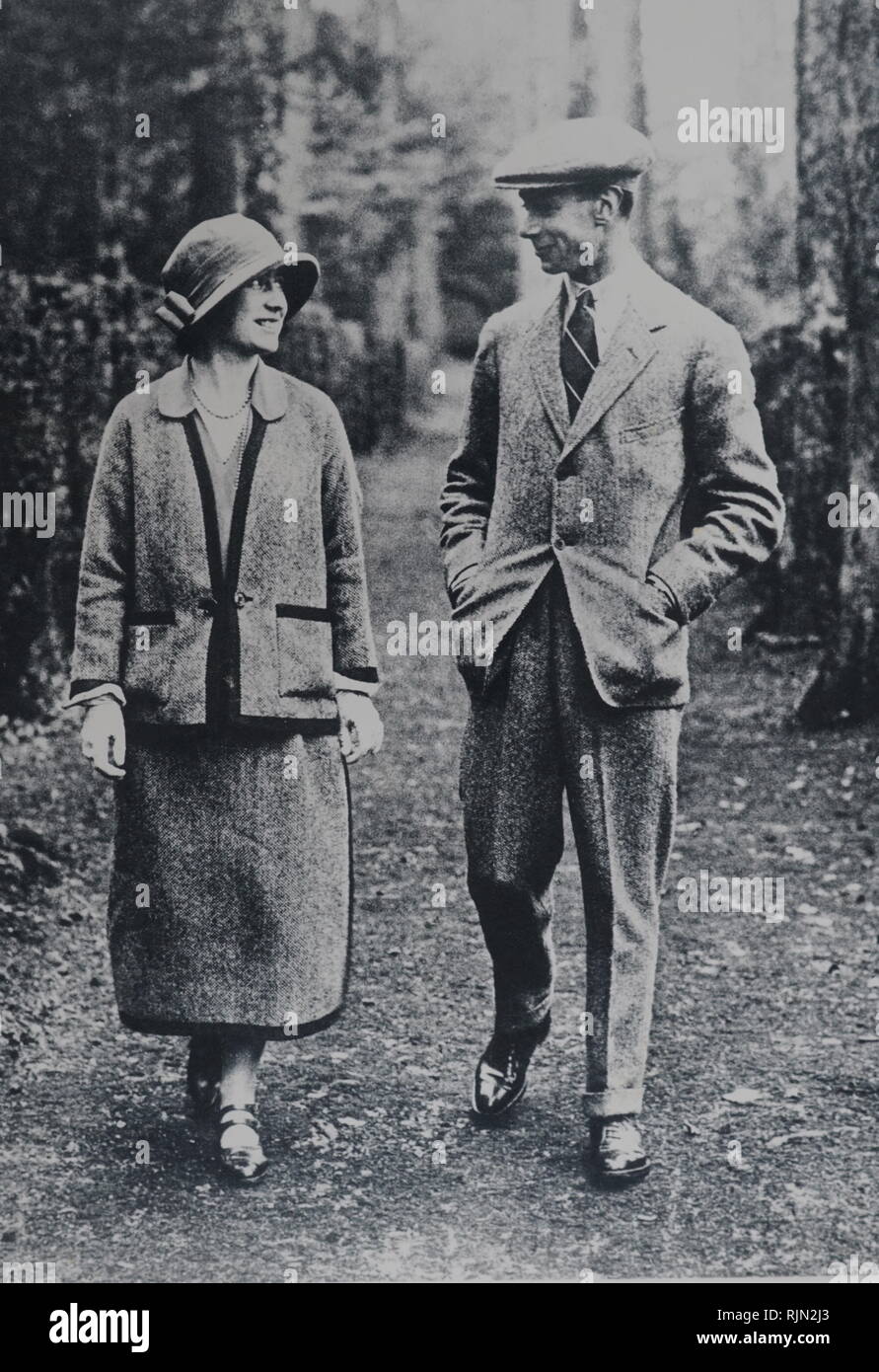 Le futur roi George VI et la reine Elizabeth (la Reine Mère) marche ...