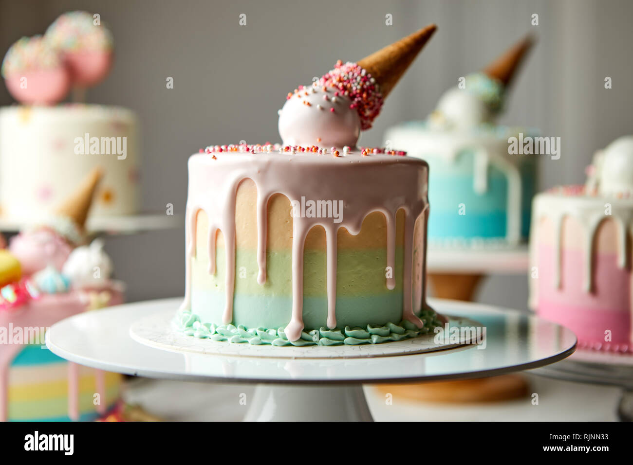 Uni-cone gâteau fait main Banque D'Images