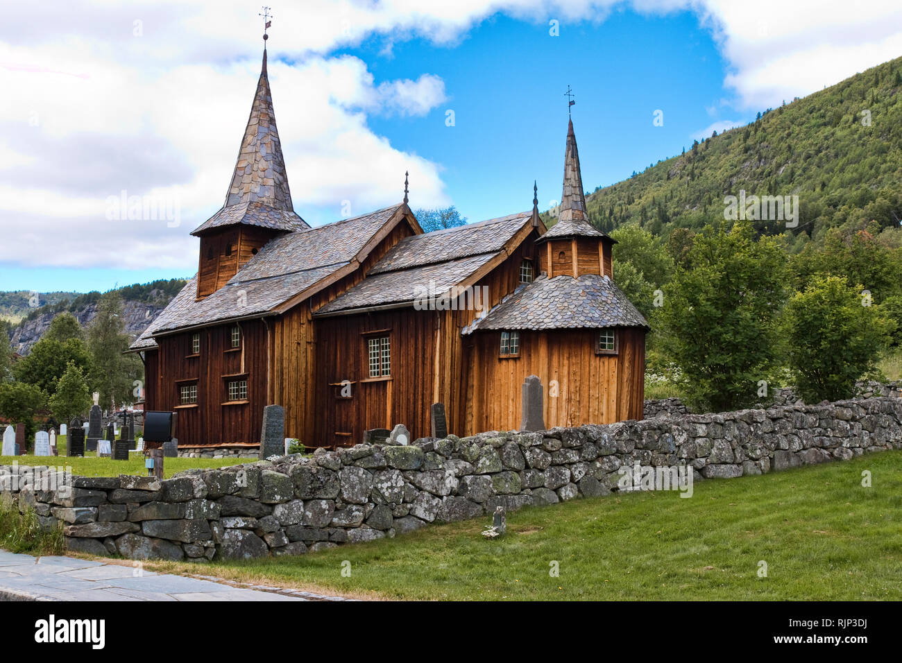 HOL, NORVÈGE - 13 juillet 2017 : la vieille église à Hol, Norvège Banque D'Images