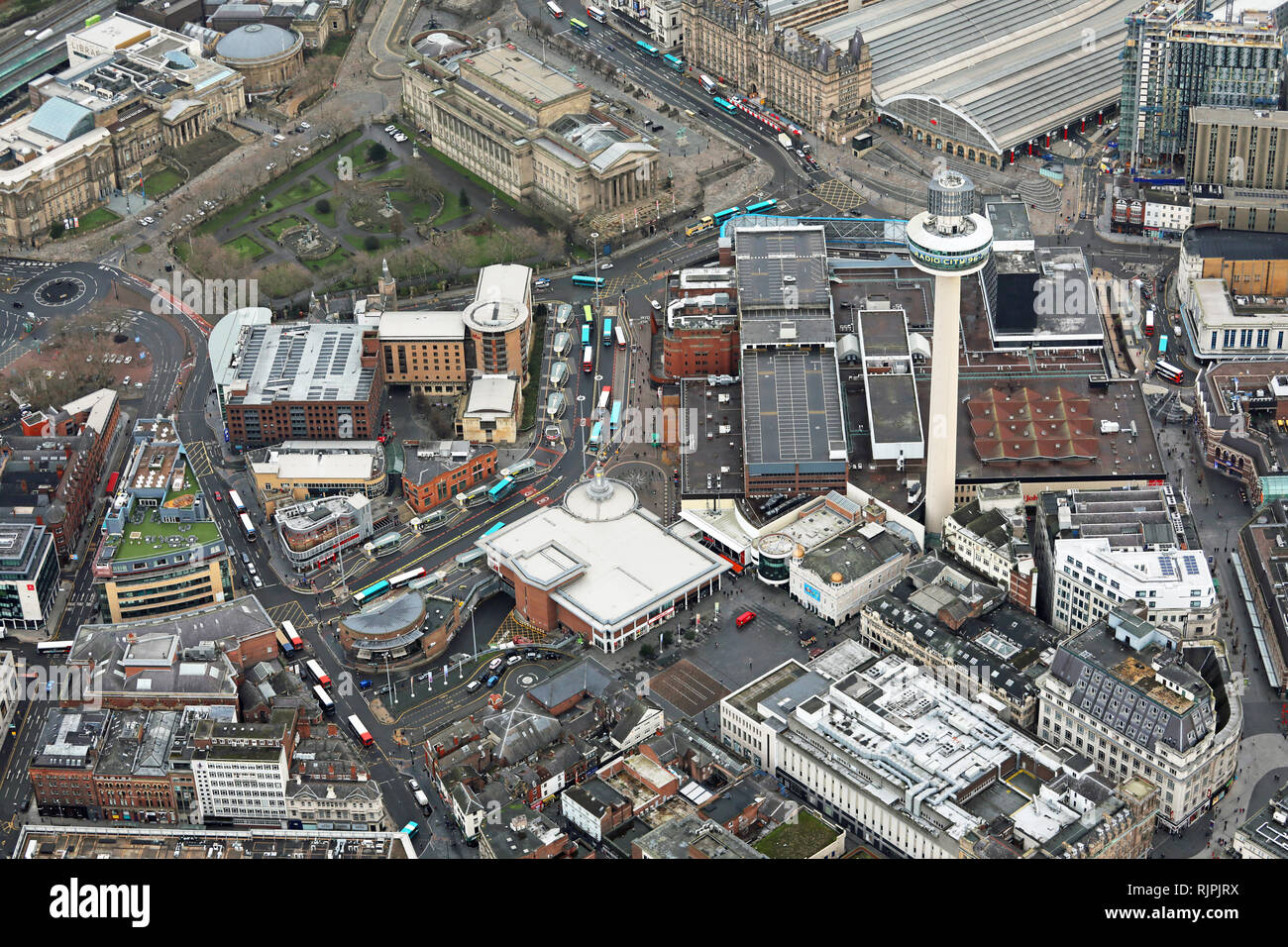 Vue aérienne de St Johns Centre commercial et alentours dans le centre-ville de Liverpool Banque D'Images