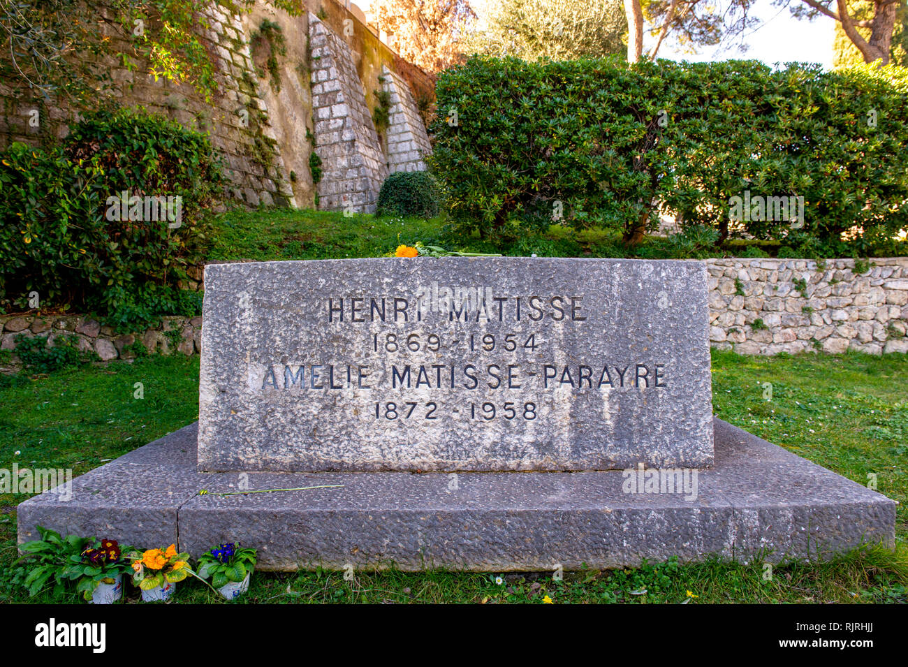 La France. Alpes-Maritimes (06). L'enterrement d'Henri Matisse et sa femme  Amélie Parayre Matisse Photo Stock - Alamy