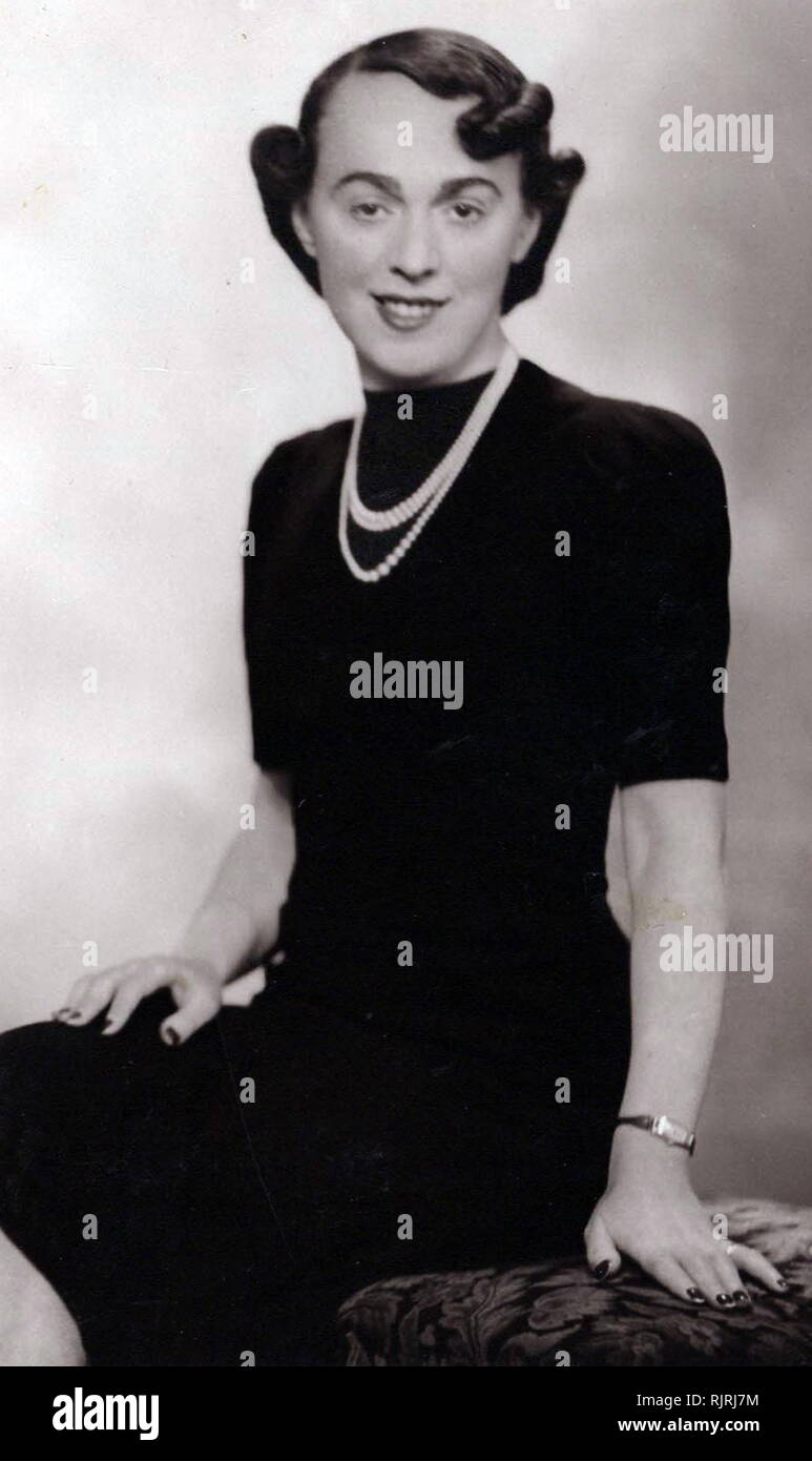 La mode jeune femme d'une trentaine d'anglais ; 1945 Banque D'Images