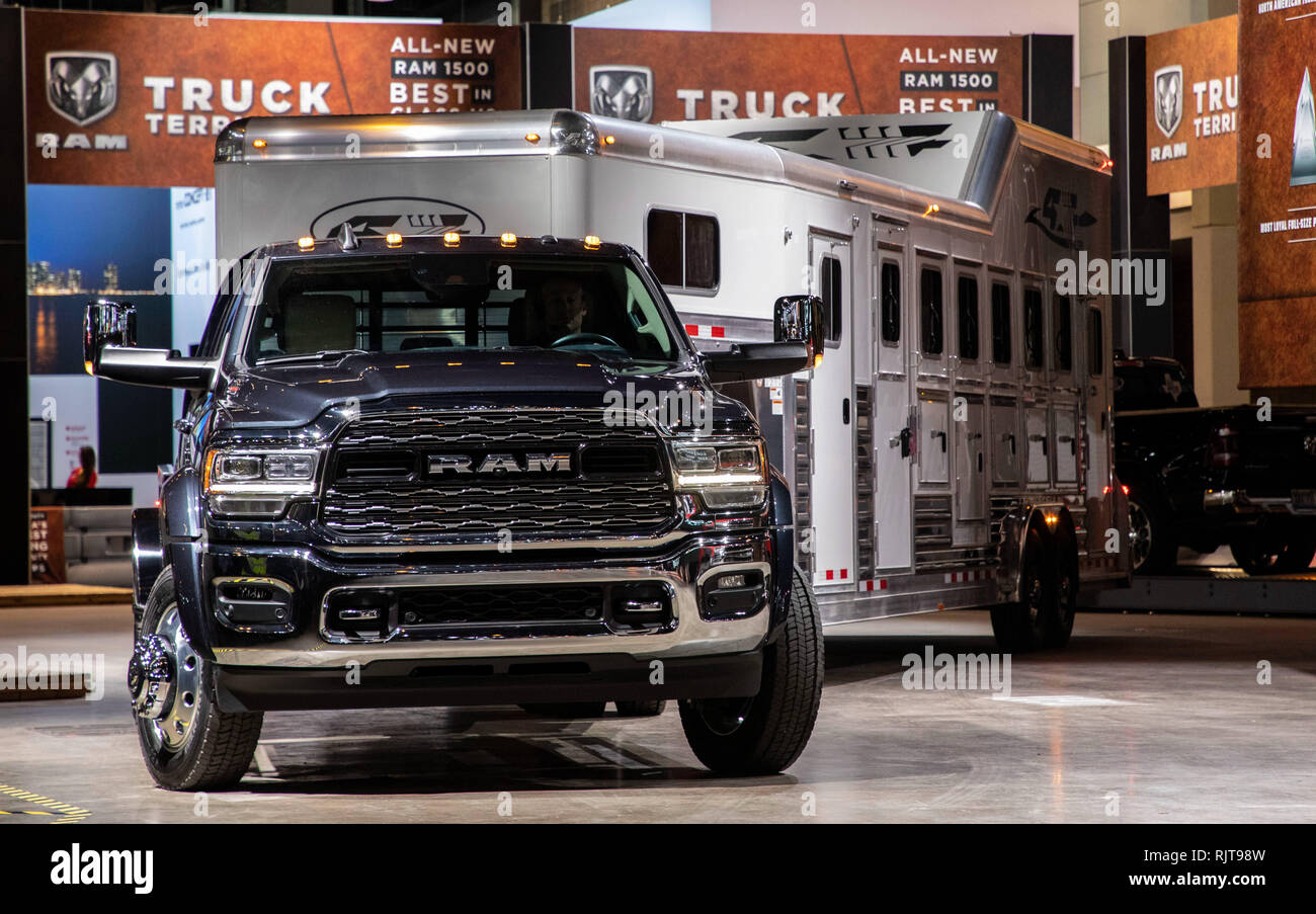 Chicago, USA. 7 Février, 2019. Le Fiat Chrysler Automobiles Camions Ram 5500 Châssis est perçu au cours de l'auto de Chicago 2019 Aperçu du média au McCormick Place à Chicago, aux États-Unis, les 7, 2019. La 111e Chicago Auto Show, le plus important aux États-Unis, a débuté jeudi avec près de 50 constructeurs présentant près de 1 000 véhicules au McCormick Place cette année. Crédit : Joel Lerner/Xinhua/Alamy Live News Banque D'Images