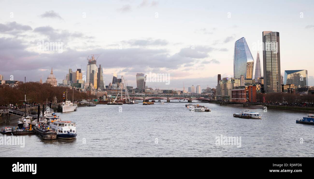 Panorama sur la Tamise, Londres City et Southwark, Londres, Angleterre, Grande-Bretagne Banque D'Images