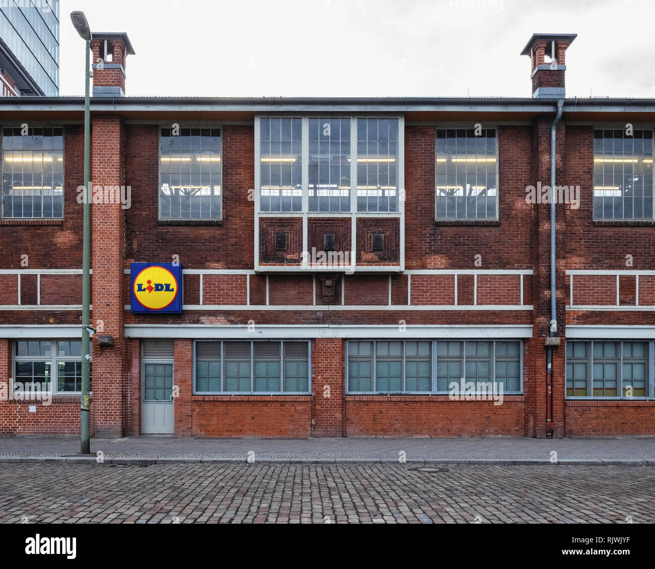 Berlin Friedrichshain,.Lidl supermarché en acier historiqueframe wagon