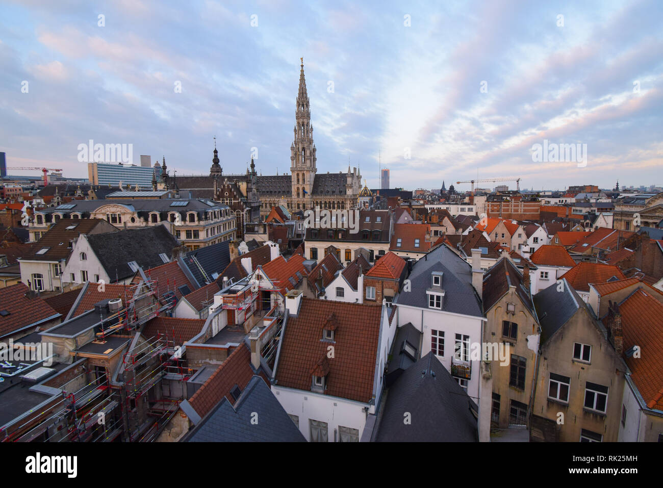 La Grand Place à Bruxelles, Belgique au lever du soleil Banque D'Images