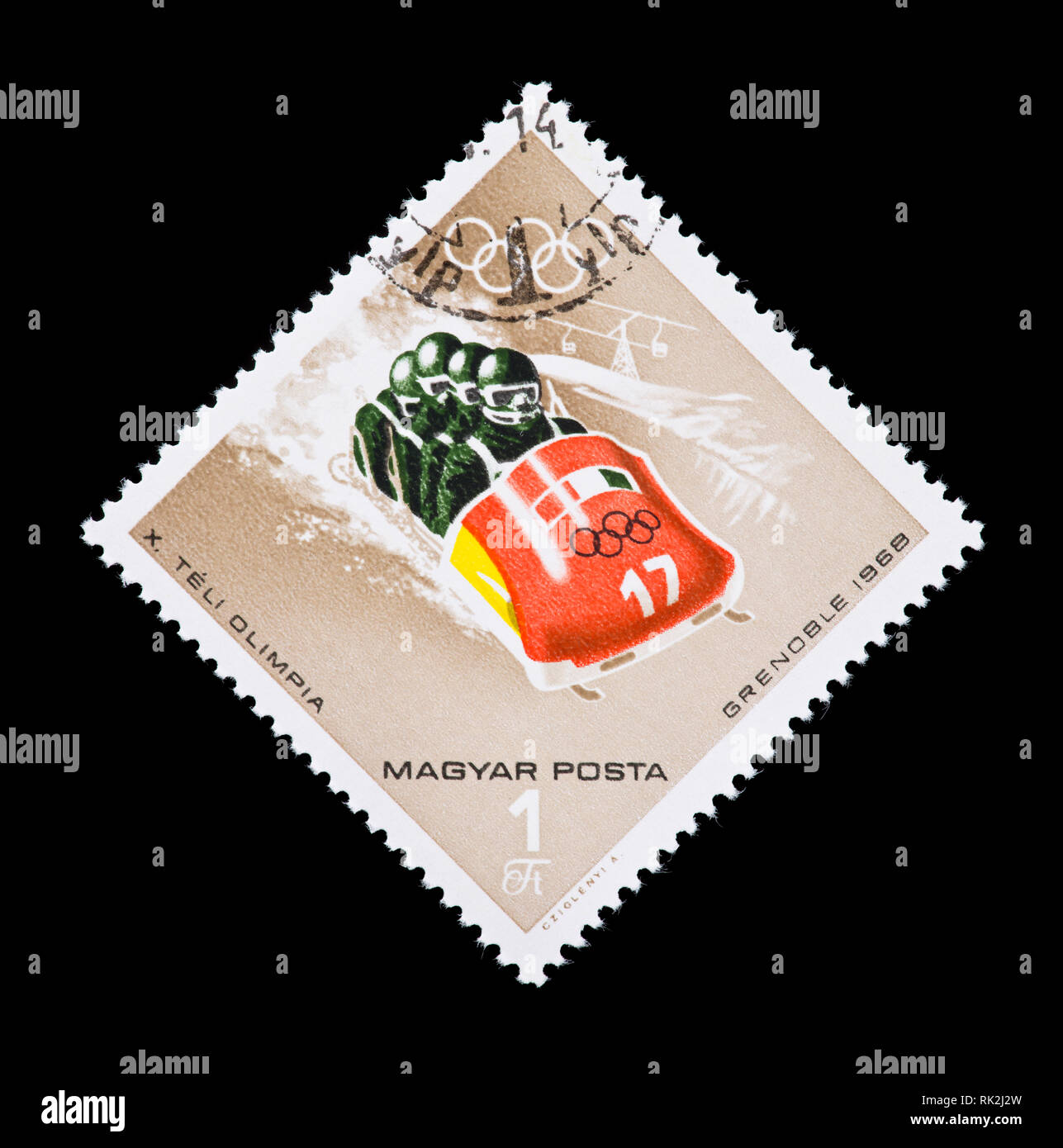 Timbre-poste de Hongrie représentant un bobsleigh de quatre hommes, délivrés pour les Jeux olympiques de Grenoble 1968 Banque D'Images
