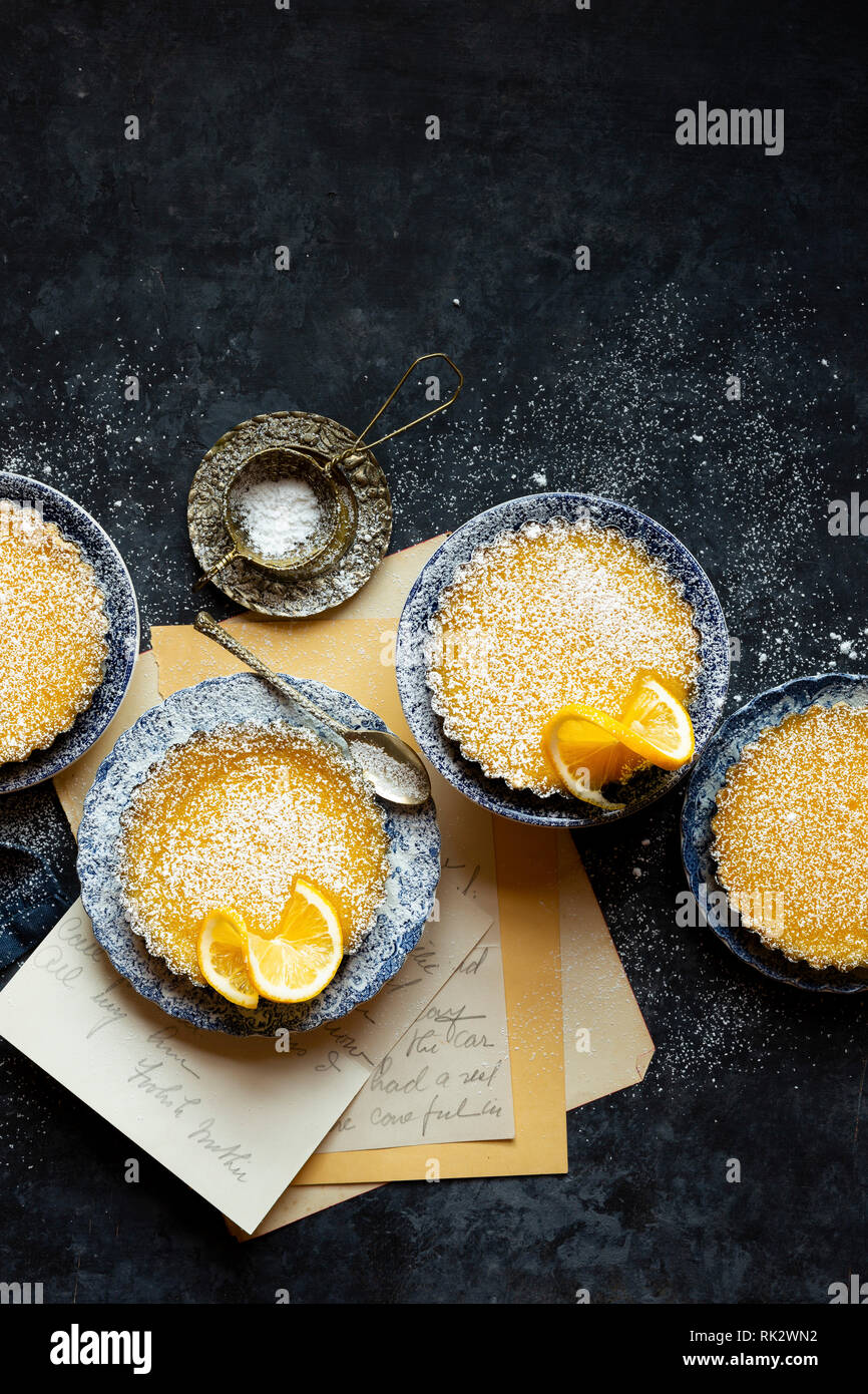 Des plats sans gluten tarte au citron Meyer Banque D'Images