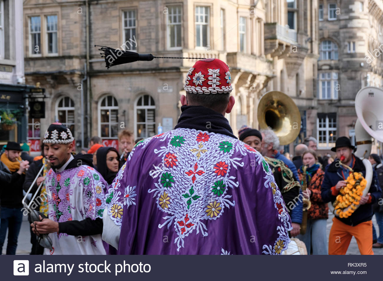 Edinburgh, Royaume-Uni. 9 février 2019. Frisson la ville d'effectuer sur le Royal Mile, Edinburgh Festival de Jazz et Blues. Du jeudi 7 février au samedi 9 février, frisson présente onze concerts qui mettent en évidence le meilleur de la nouvelle scène jazz de Bruxelles dans certains lieux d'Édimbourg emblématique : le Queen's Hall, le bar jazz, St Brides Centre et sur la rue principale. Credit : Craig Brown/Alamy Live News Banque D'Images