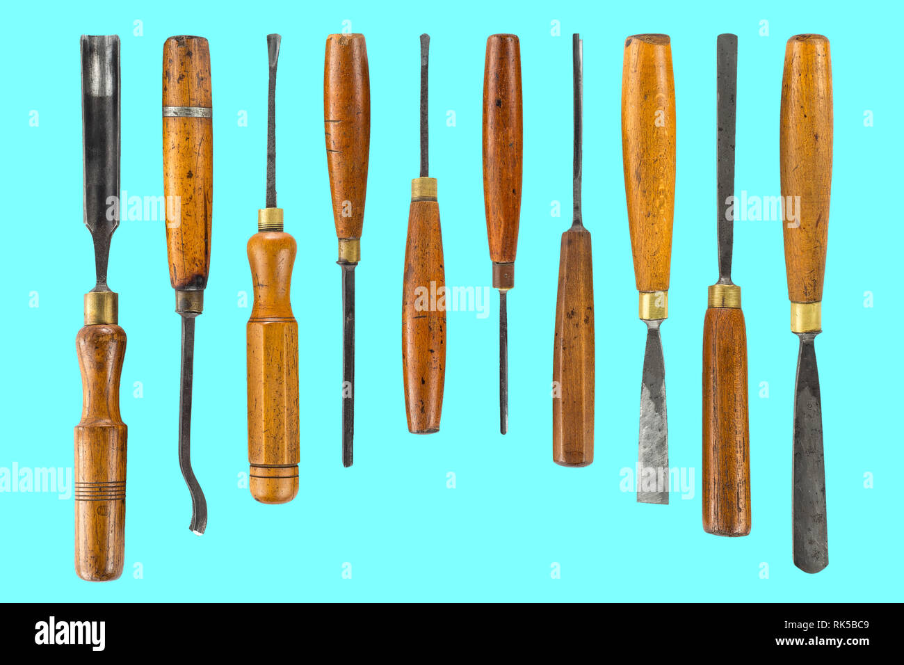 Ensemble de ciseaux à bois pour sculpture sculpture sur bois, outils sur white Banque D'Images