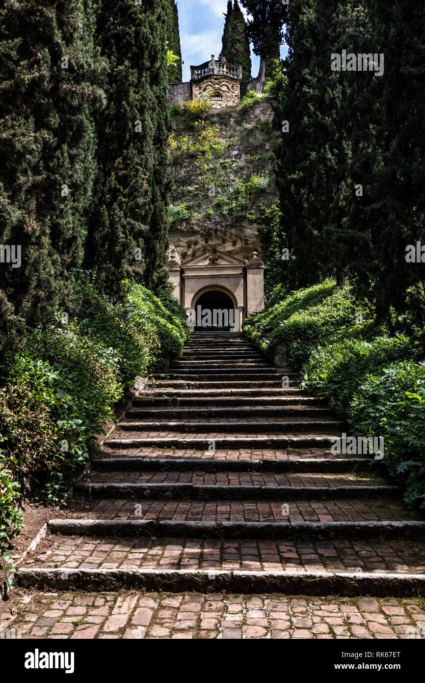 Les jardins de la renaissance du Palais et le jardin Giusti (Palazzo e Giardino Giusti), Vérone, Italie. Banque D'Images