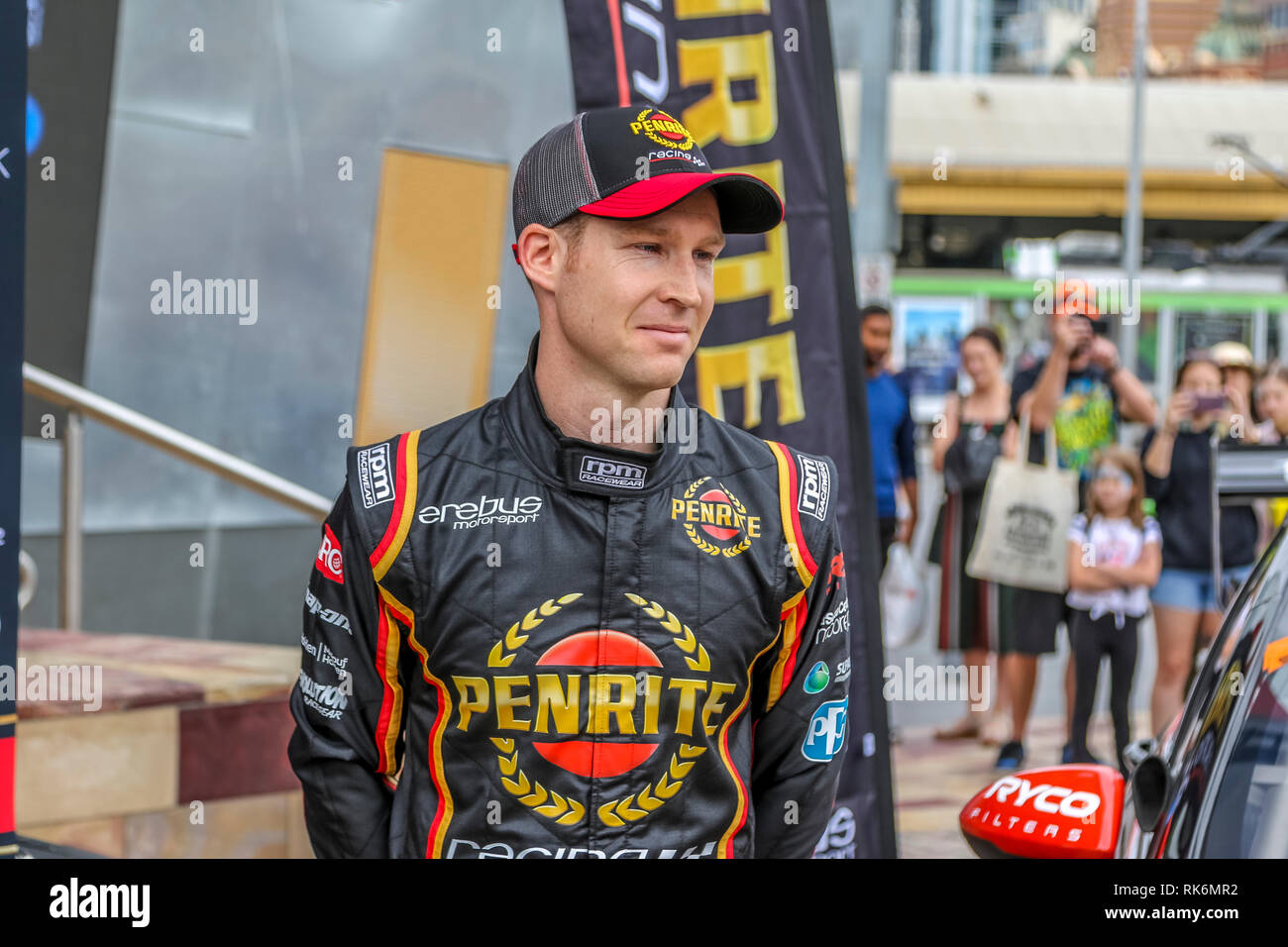 Melbourne, Australie. 10 fév 2019. Penrite Racing - Erebus Motorsport 2019 Lancement de la saison. Federation Square, Melbourne, Victoria, Australie. David Reynolds pilote au cours de la révéler de sa Holden Commodore ZB. Credit : brett keating/Alamy Live News Banque D'Images